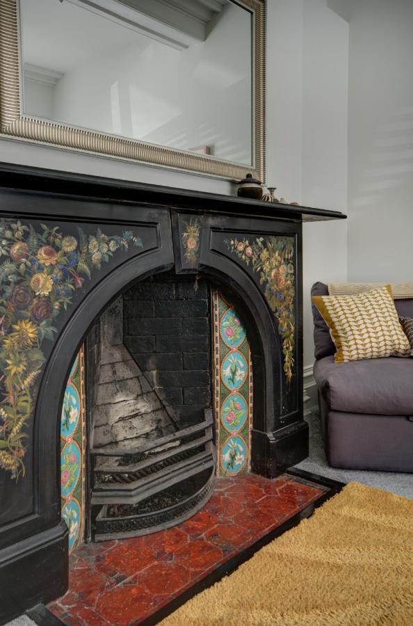 The Old Stocking Factory, Tewkesbury Appartement Buitenkant foto